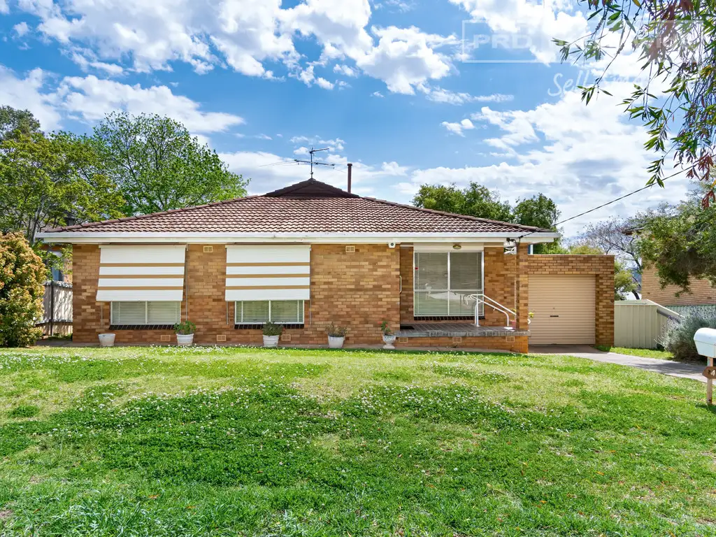 Main view of Homely house listing, 40 Mimosa Drive, Mount Austin NSW 2650