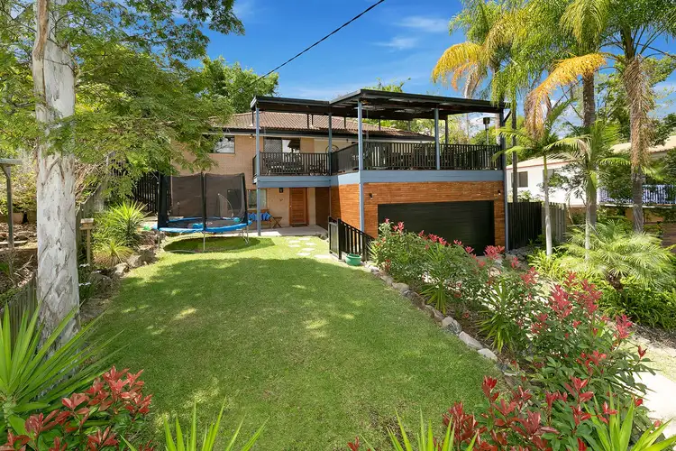 37 Grevillea Street, Everton Hills QLD 4053