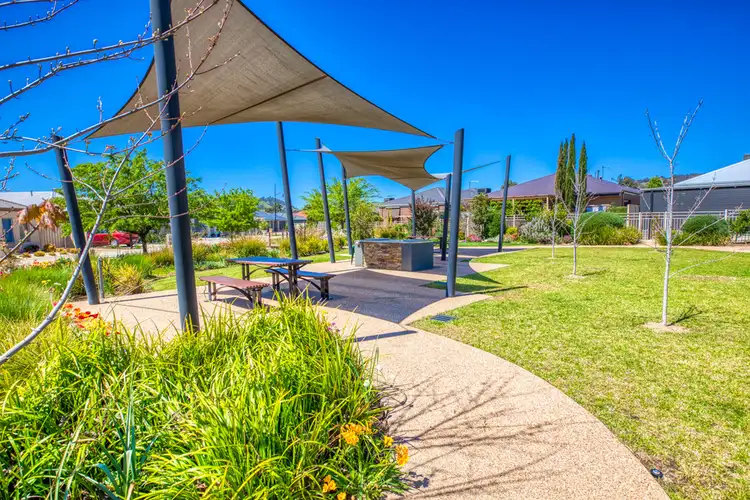 Fifth view of Homely house listing, 6 Blackburn Close, Wodonga VIC 3690