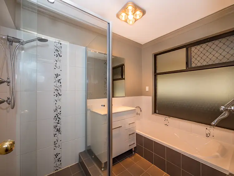 Sixth view of Homely house listing, 35 Dotterel Way, Yangebup WA 6164