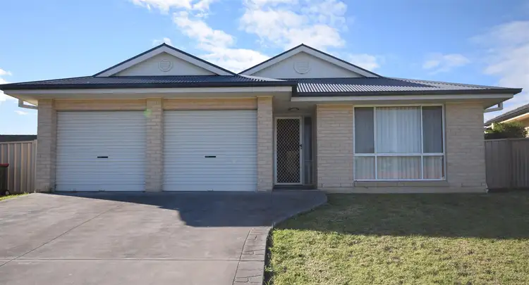 22 Burradoo Crescent, Nowra NSW 2541