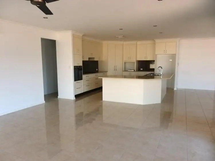 Sixth view of Homely house listing, 3 Moriarty Street, Emerald QLD 4720