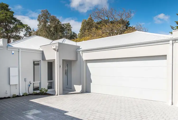 34C Thorpe St, Morley WA 6062