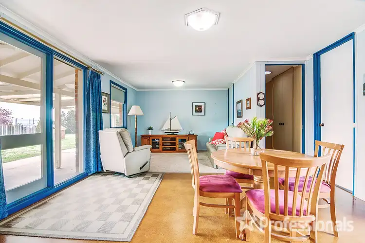 Seventh view of Homely house listing, 41 McLennan Close, Robin Hill NSW 2795