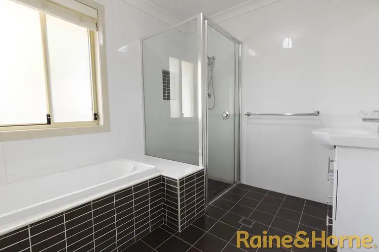 Fifth view of Homely house listing, 17 Torvean Avenue, Dubbo NSW 2830