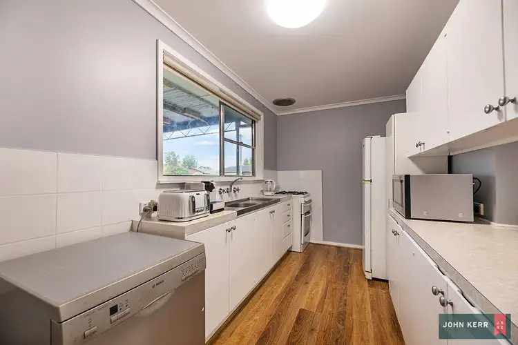 Fifth view of Homely house listing, 1 Guy Court, Trafalgar VIC 3824