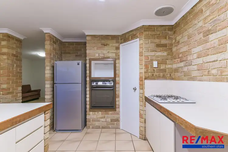 Fifth view of Homely house listing, 2 Wedge Place, Bentley WA 6102
