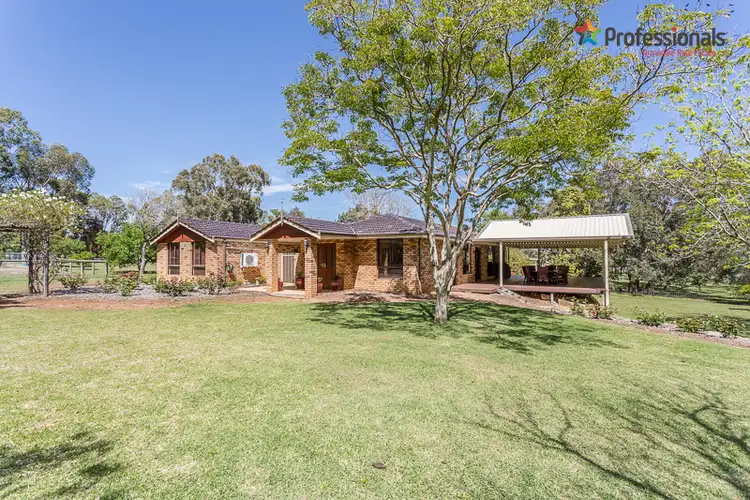 6 Moore Street, Wungong WA 6112