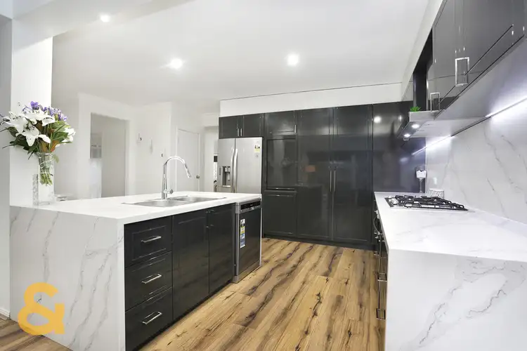 Sixth view of Homely house listing, 8 Taplin Way, Roxburgh Park VIC 3064