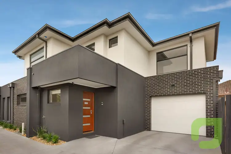 2/21 Mahon Ave, Altona North VIC 3025