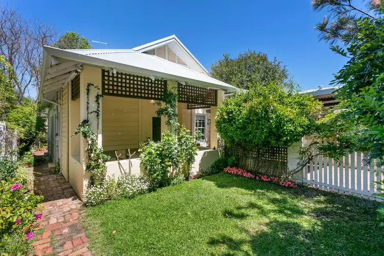 15 Cuthbert Street, Shenton Park WA 6008