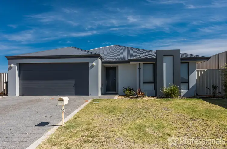 10 Manxman Gardens, Wandina WA 6530