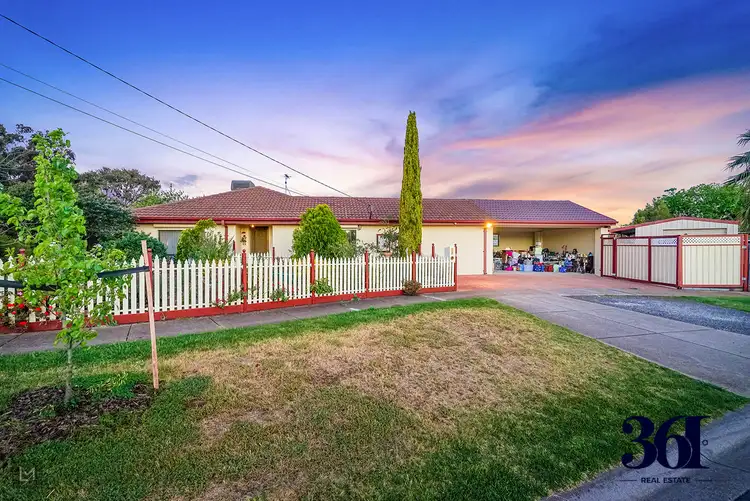 1 Talia Court, Melton South VIC 3338