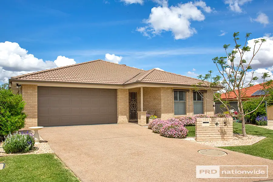 Main view of Homely house listing, 5 Gregory Close, Tamworth NSW 2340