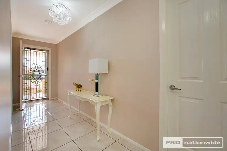 Third view of Homely house listing, 5 Gregory Close, Tamworth NSW 2340