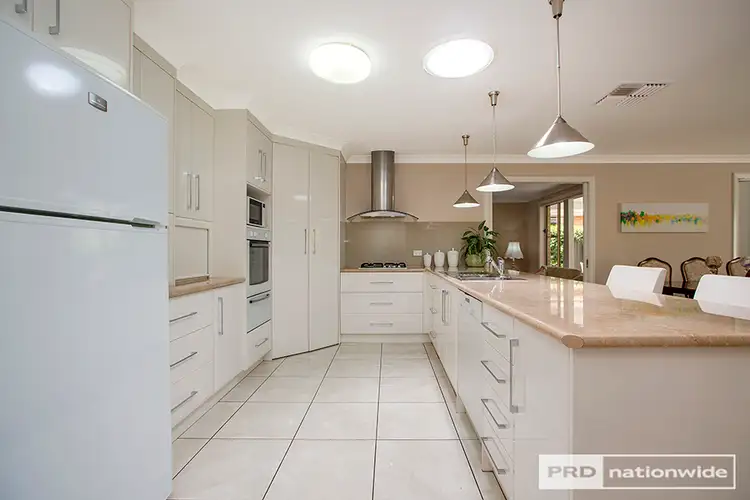 Sixth view of Homely house listing, 5 Gregory Close, Tamworth NSW 2340