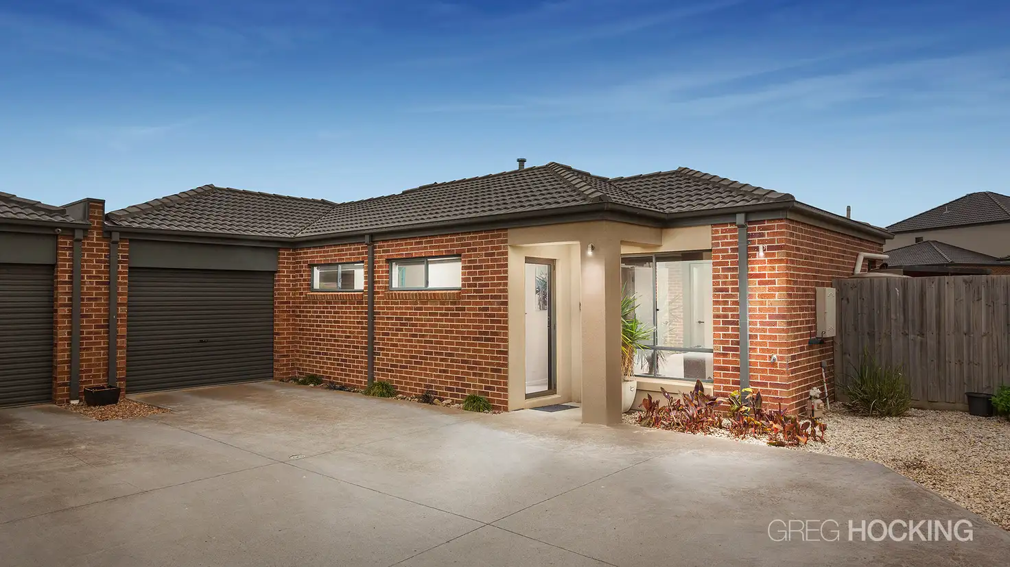 Main view of Homely house listing, 2/10 Arthur Close, Truganina VIC 3029