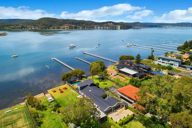 85A Albany Street, Point Frederick NSW 2250