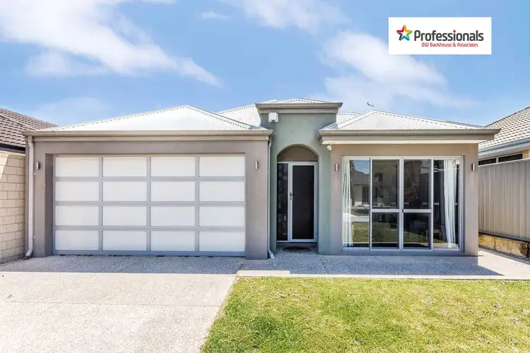 22 Blacksmith Street, Queens Park WA 6107