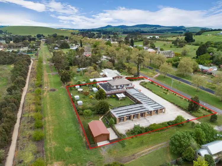 301 High Street, Learmonth VIC 3352