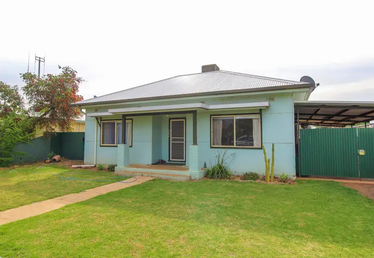 12 Stipa Street, Goolgowi NSW 2652