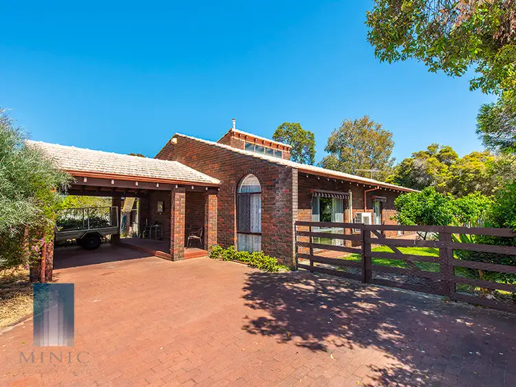 15 Pelican Place, Wilson WA 6107