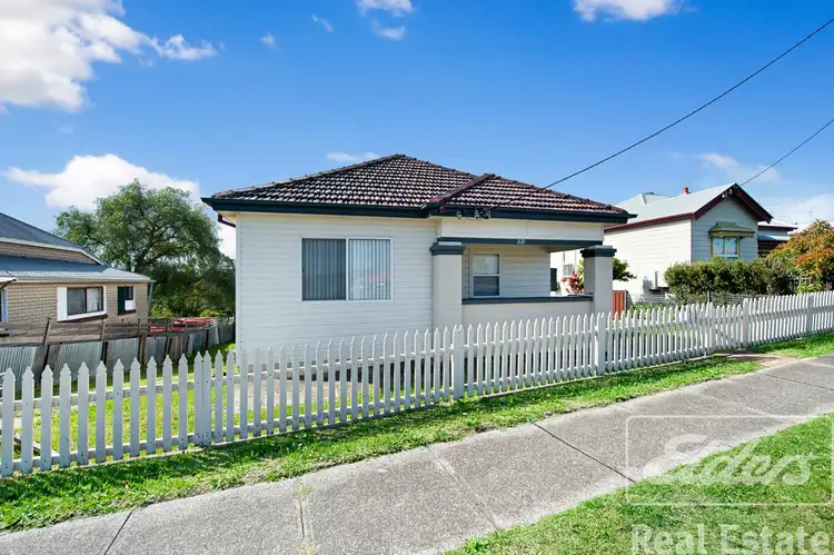221 Main Road, Cardiff NSW 2285