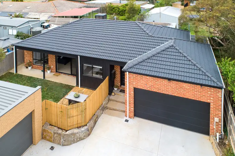 Main view of Homely townhouse listing, 2,25 Grant Avenue, Gisborne VIC 3437