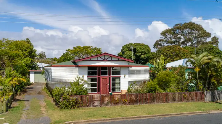 61 King Street, Urangan QLD 4655