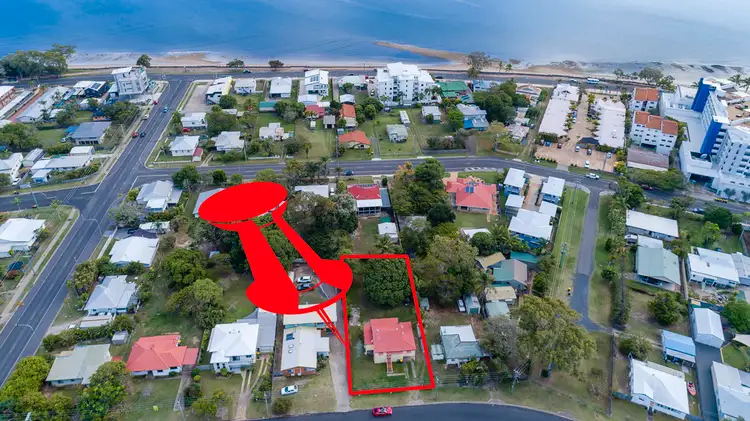 Third view of Homely house listing, 10 King Street, Urangan QLD 4655