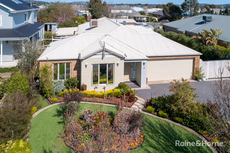 Main view of Homely house listing, 8 Frontignac Court, Sunbury VIC 3429
