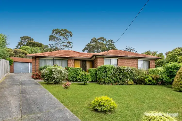 8 Oakwood Court, Narre Warren VIC 3805