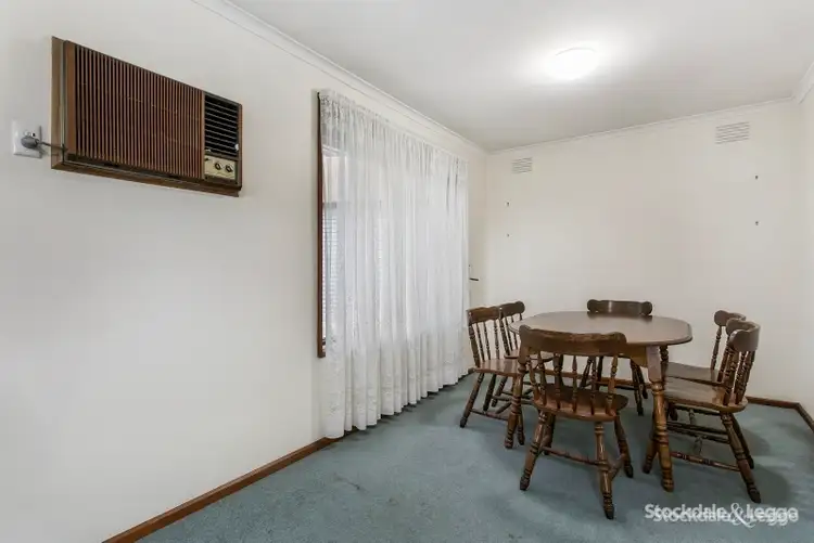 Sixth view of Homely house listing, 8 Oakwood Court, Narre Warren VIC 3805