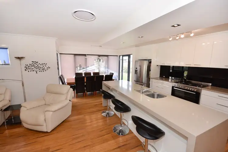 Sixth view of Homely house listing, 4 Ellendon Place, Leeton NSW 2705