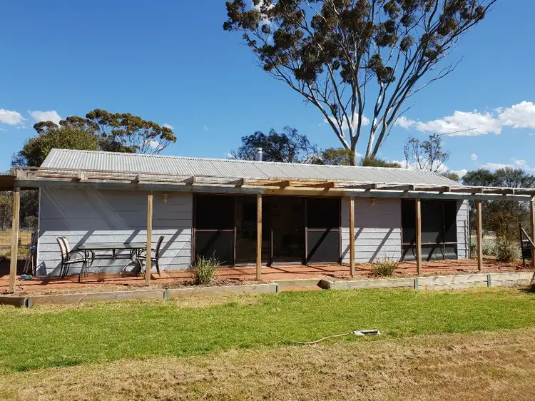 9 Withnell Road, Woodanilling WA 6316
