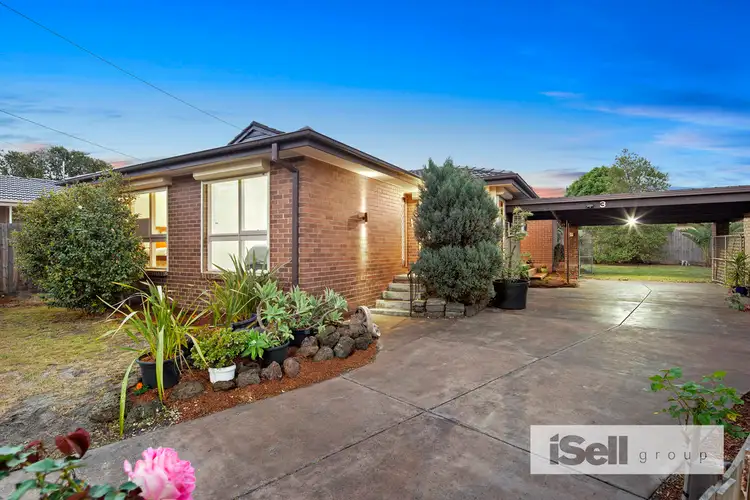Second view of Homely house listing, 3 Solson Court, Springvale South VIC 3172