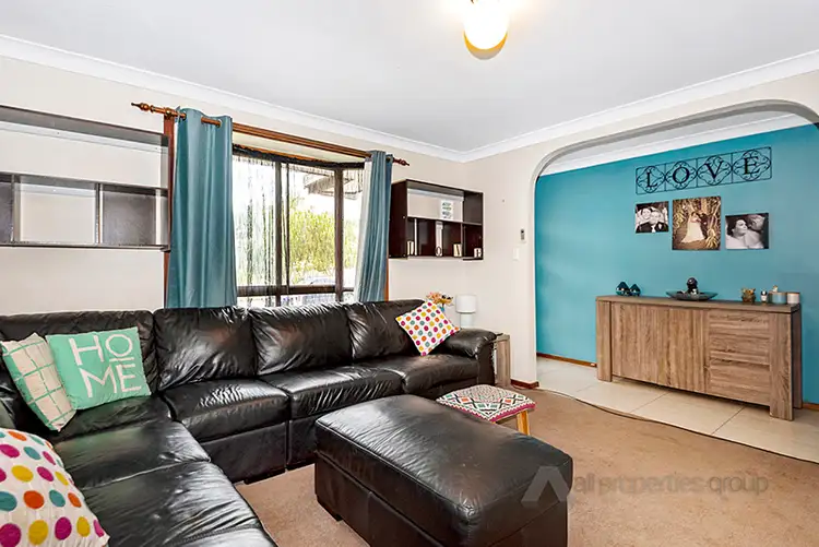 16 Dornock Drive, Boronia Heights QLD 4124