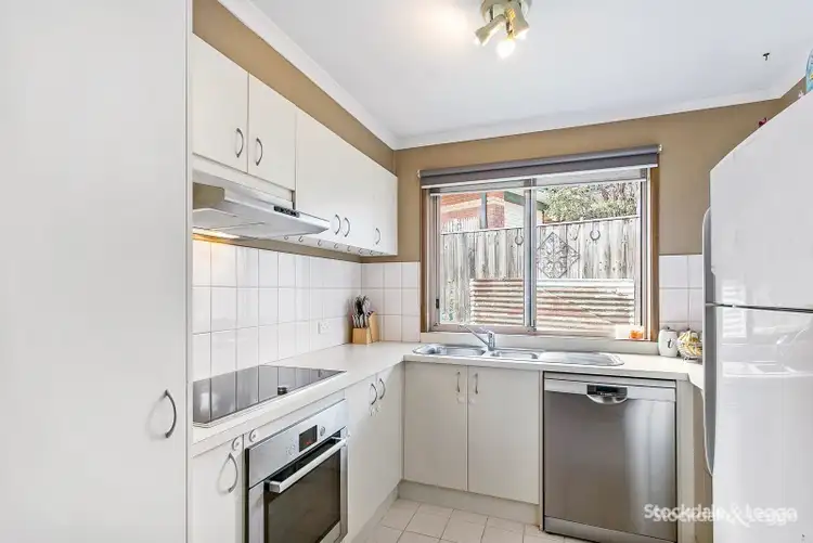 Second view of Homely house listing, 5 Waverley Close, Narre Warren VIC 3805