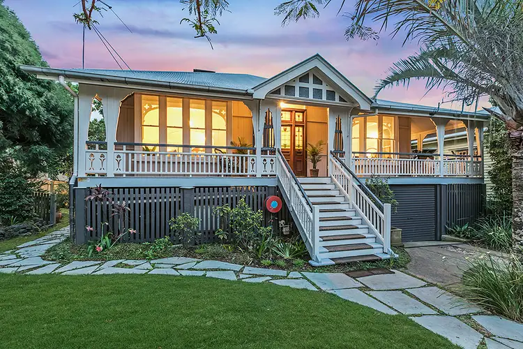 27 Bellevue Terrace, Clayfield QLD 4011