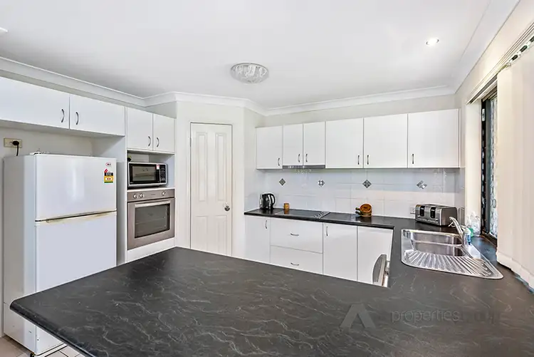 Fifth view of Homely house listing, 15 Carnarvon Crescent, Waterford QLD 4133