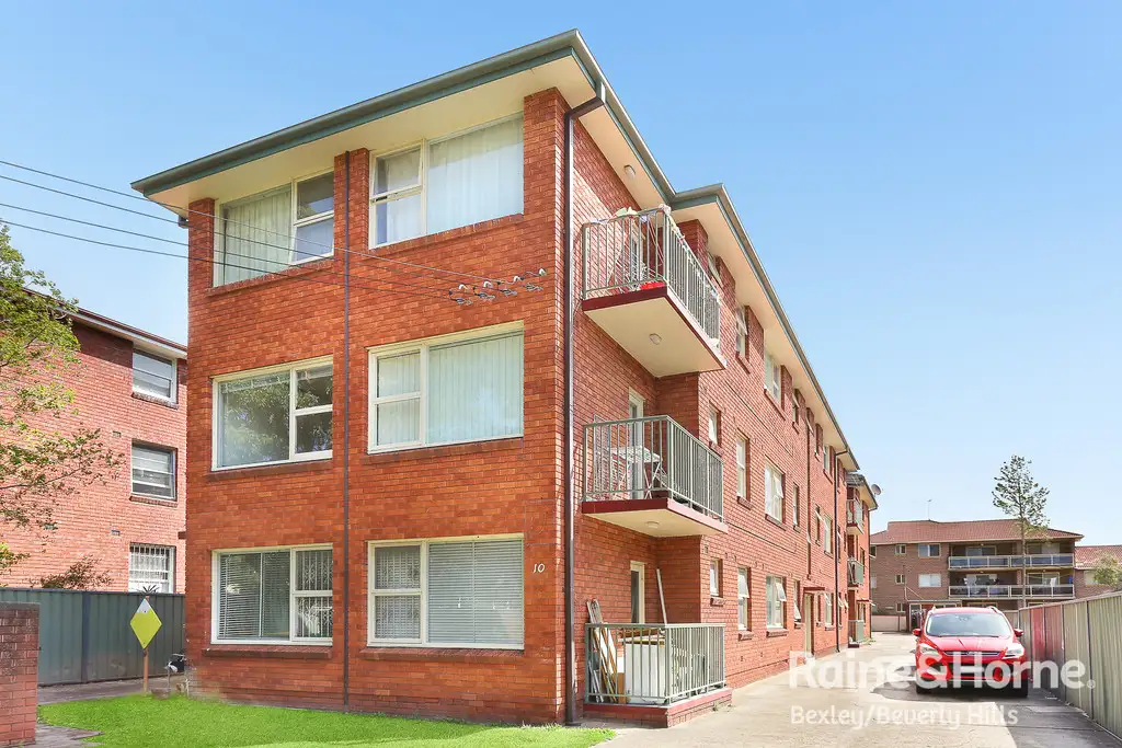 Main view of Homely unit listing, 7/10 Fourth Avenue, Campsie NSW 2194