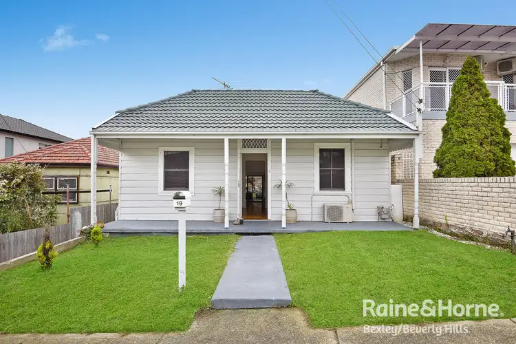 19 Arthur Street, Bexley NSW 2207