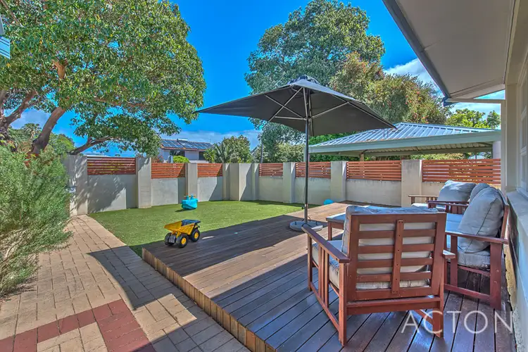 27 Mullings Way, Myaree WA 6154