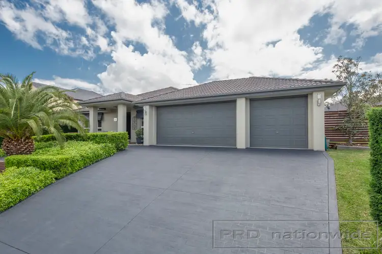 6 Tipperary Drive, Ashtonfield NSW 2323