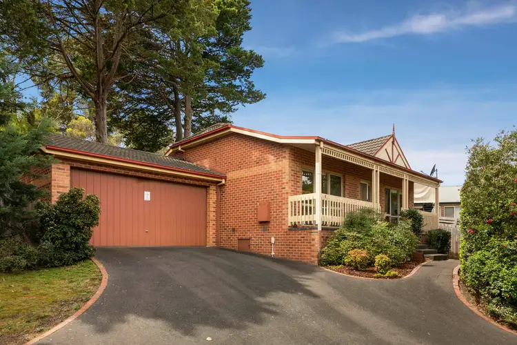 1/135 Sherbourne Road, Montmorency VIC 3094