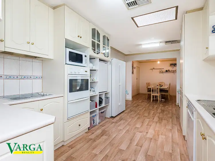 Fifth view of Homely house listing, 20 Burren Gate, Willetton WA 6155