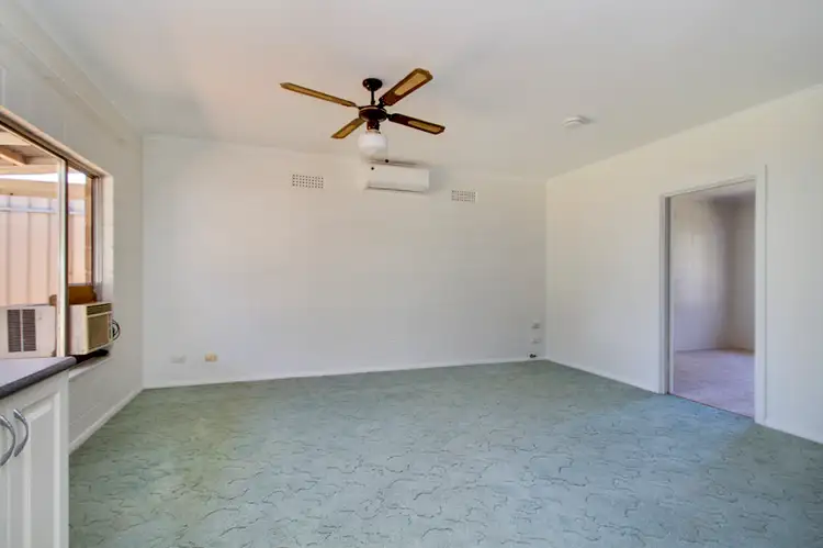 Fourth view of Homely house listing, 8 Queen Elizabeth Drive, Barmera SA 5345