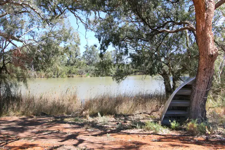 19 Tuckers Lane, Wentworth NSW 2648