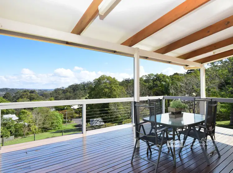 10 Buena Vista Crescent, Blue Mountain Heights QLD 4350