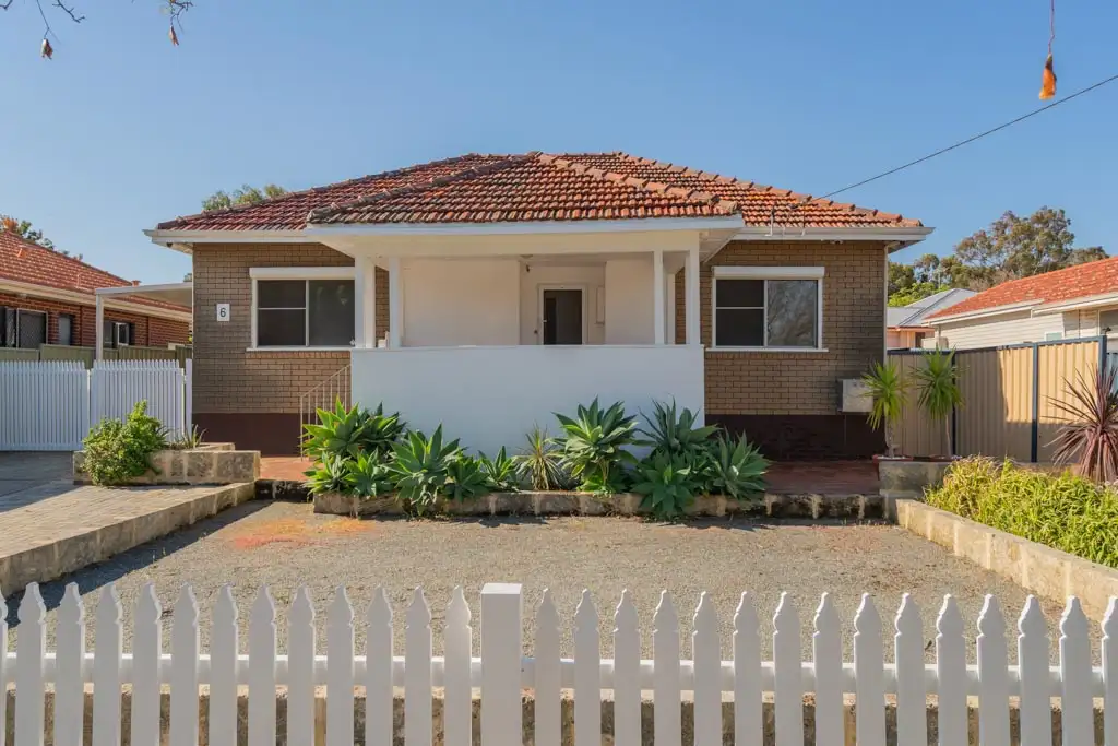 Main view of Homely house listing, 6 Nicholas Crescent, Hilton WA 6163